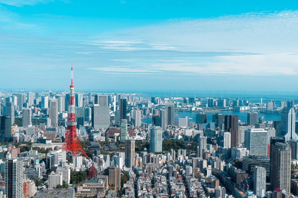 tokyo view with tokyo tower. 14 days in japn itinerary. best itinerary for 2 weeks in japan